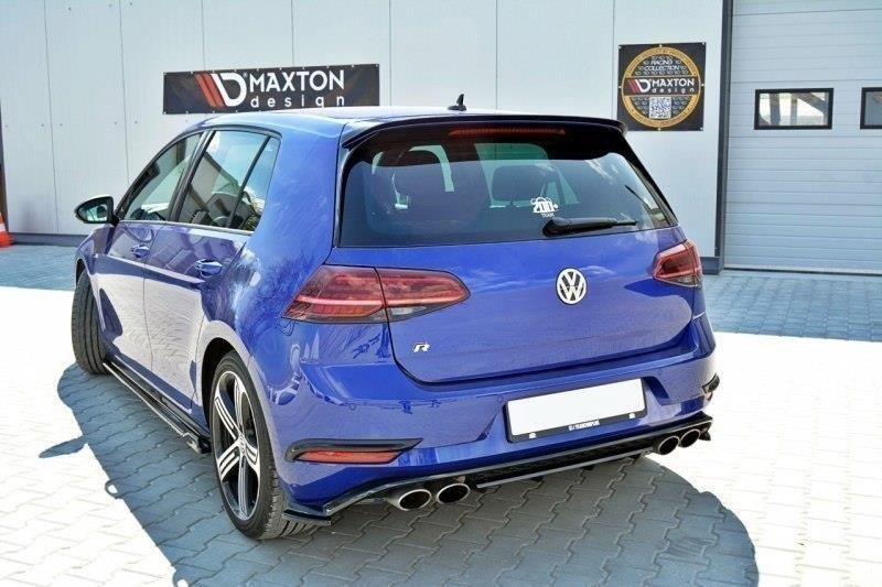 Maxton Hintere Rahmen Für Leuchten VW Golf 7 R / R-Line Facelift schwarz Hochglanz VW-GO-7F-R-RV1-G