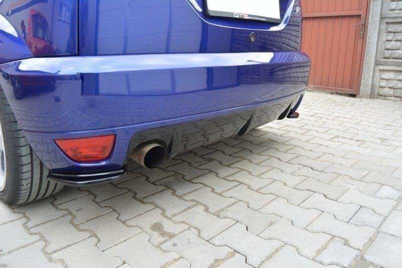 Maxton Heck Ansatz Flaps Diffusor für Ford Focus RS Mk1 schwarz Hochglanz FO-FO-1-RS-RSD1-G