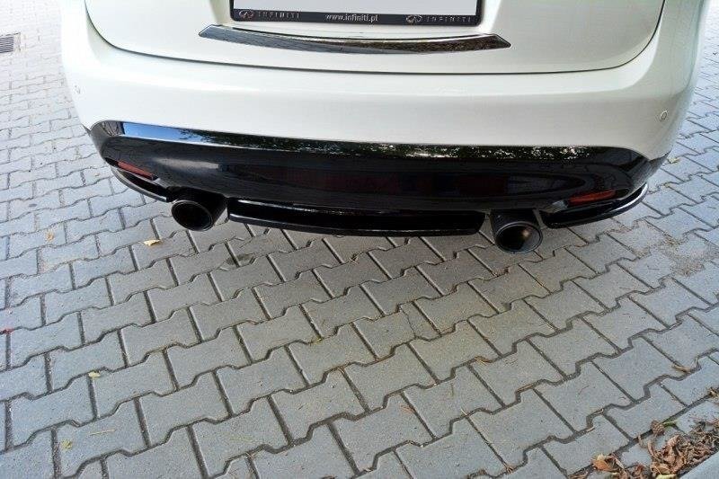 Maxton Mittlerer Diffusor Heck Ansatz für INFINITI QX70 schwarz Hochglanz IN-QX-70-1F-RD1-G