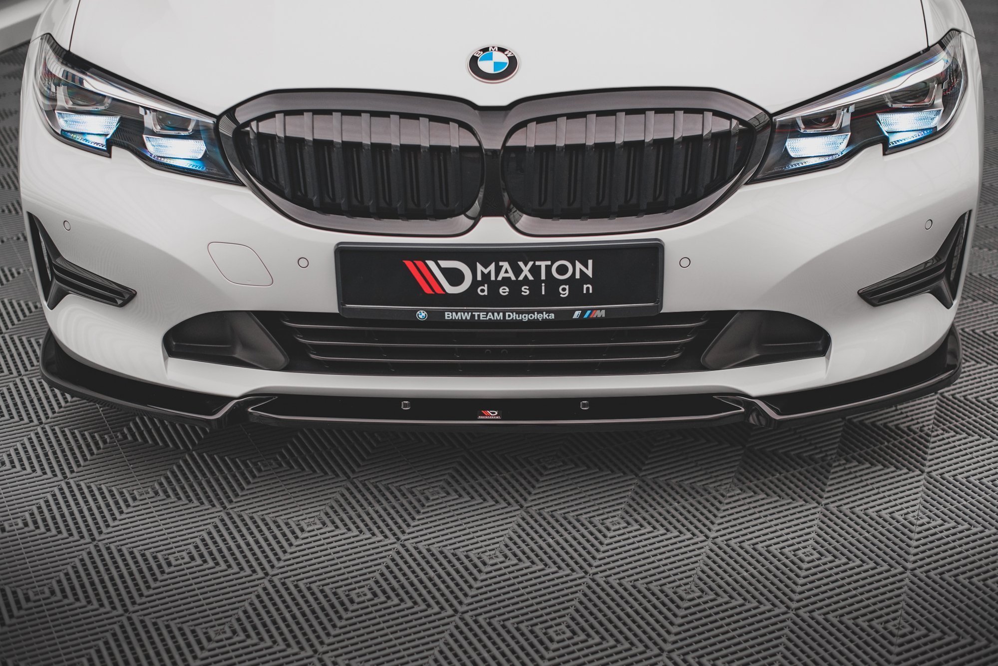 Maxton Front Ansatz V.1 für BMW 3er G20 / G21 Carbon Look BM-3-20-FD1-C -  Online-Shop