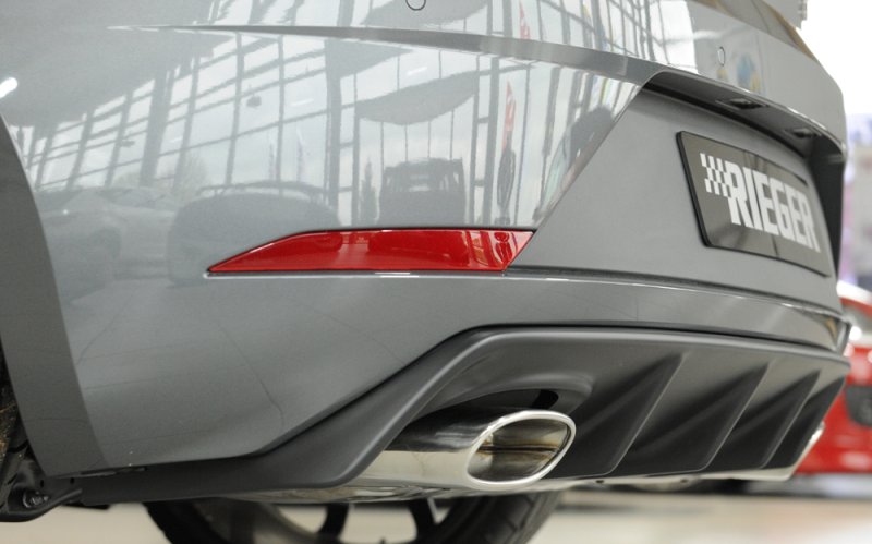 Rieger Heckeinsatz Seat Leon Cupra (5F) 01.17- (ab Facelift) - 27037