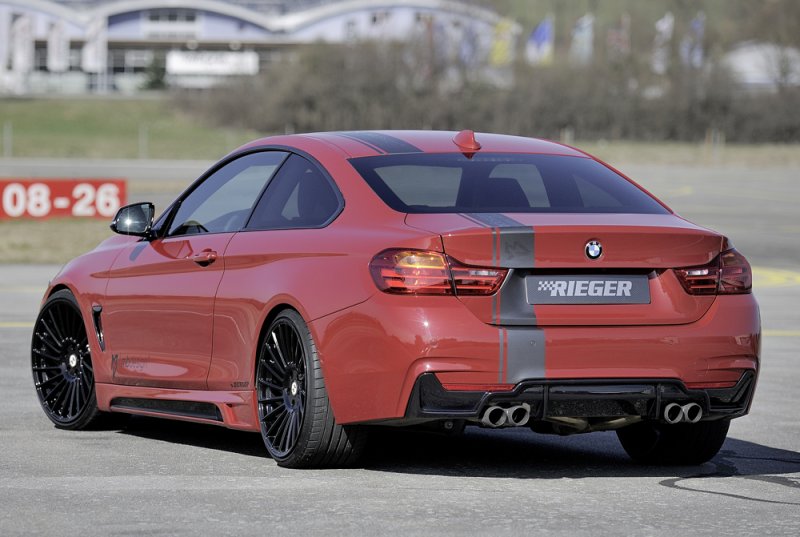 Rieger Heckeinsatz schwarz glänzend BMW 4er F32 (3C) 07.15- (ab Facelift) LCI - 88057