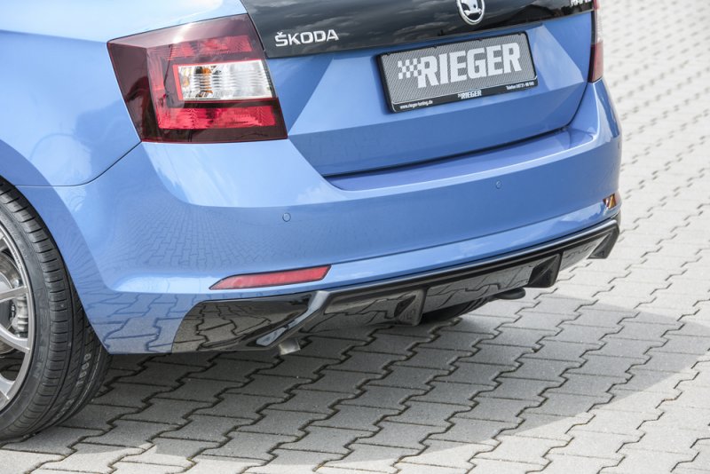 Rieger Heckeinsatz schwarz glänzend Skoda Rapid (NH) 05.17- (ab Facelift) - 88094