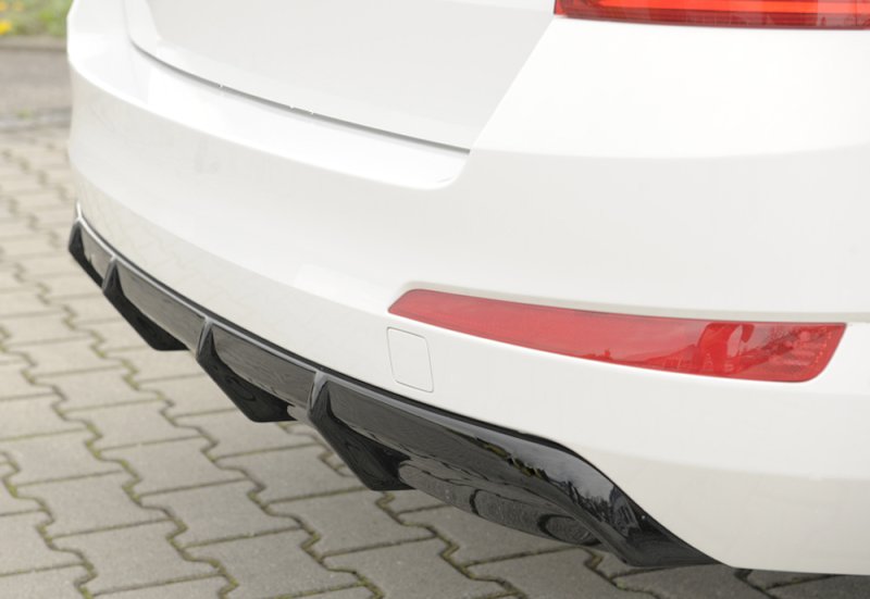 Rieger Heckeinsatz schwarz glänzend Skoda Octavia (5E) 02.13-01.17 (bis Facelift) - 88109
