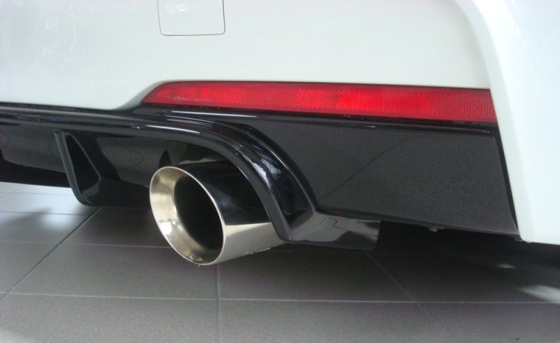 Rieger Heckeinsatz schwarz glänzend BMW 3er F30 (3L) 02.12-06.15 (bis Facelift) - 88122