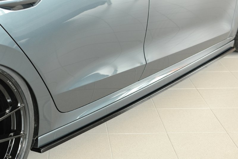 Rieger Seitenschwelleransatz schwarz glänzend Skoda Octavia (NX) 11.19- - 88253