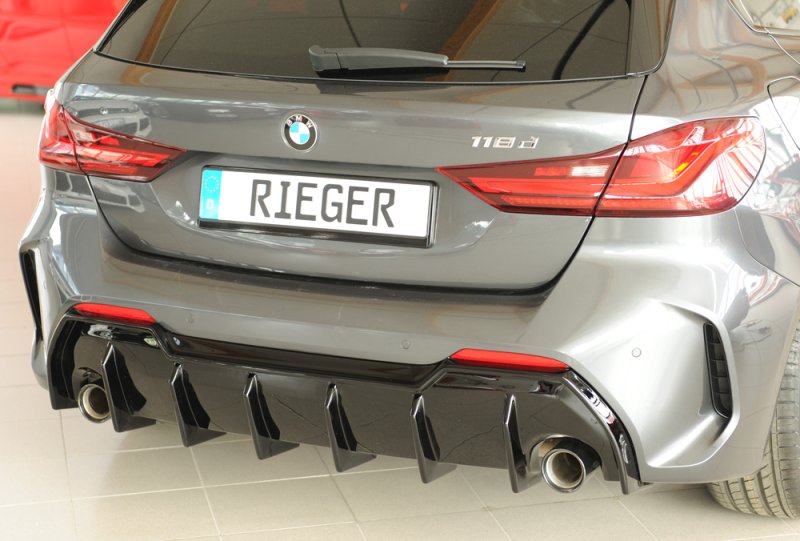 Rieger Heckeinsatz schwarz glänzend BMW 1er F40 (F1H) 07.19- - 88316