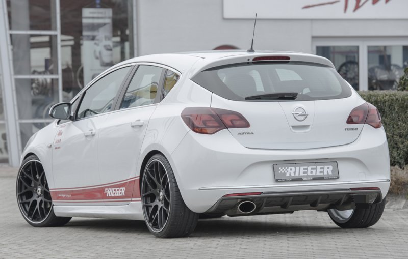 Rieger Heckeinsatz Opel Astra J 10.12- (ab Facelift) - 99273