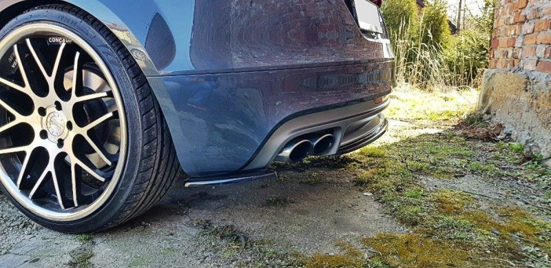 Maxton Mittlerer Diffusor Heck Ansatz für Audi TT S Mk2 (8J) schwarz Hochglanz AU-TT-2-S-RD1-G