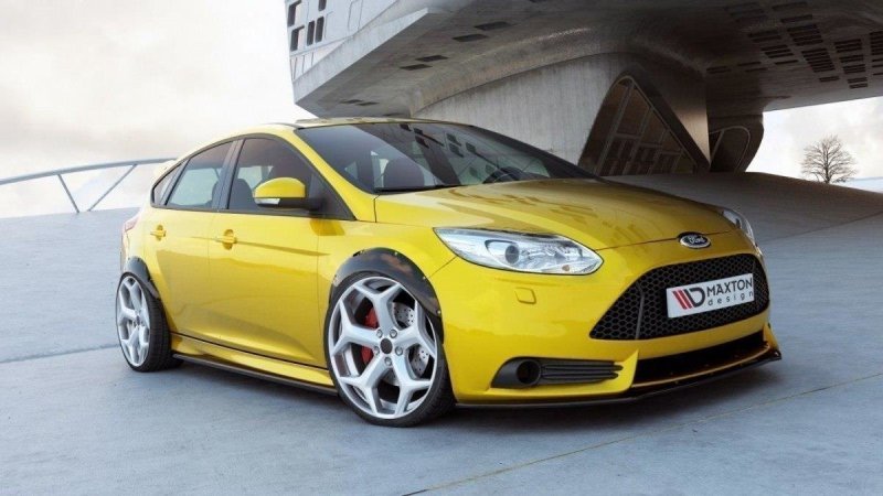 Maxton Kotflügelverlängerung Ford Focus ST Mk3 schwarz Hochglanz FO-FO-3-ST-FE1-G