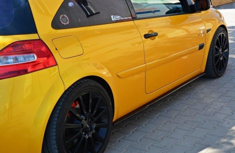 Maxton Seitenschweller Ansatz für RENAULT MEGANE II RS schwarz Hochglanz RE-ME-2-RS-SD1-G