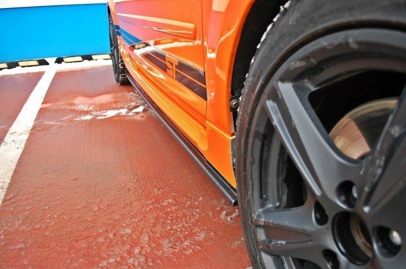 Maxton Seitenschweller Ansatz für Ford Focus ST Mk2 schwarz Hochglanz FO-FO-2-ST-SD1-G
