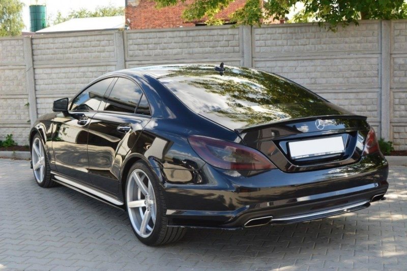 Maxton Mittlerer Diffusor Heck Ansatz für MERCEDES CLS C218  AMG LINE schwarz Hochglanz ME-CLS-218-RD1-G