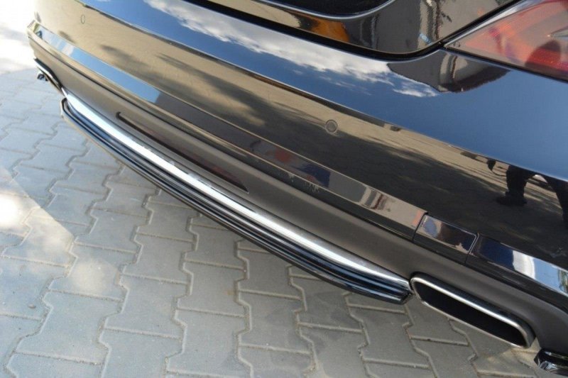 Maxton Mittlerer Diffusor Heck Ansatz für MERCEDES CLS C218  AMG LINE schwarz Hochglanz ME-CLS-218-RD1-G