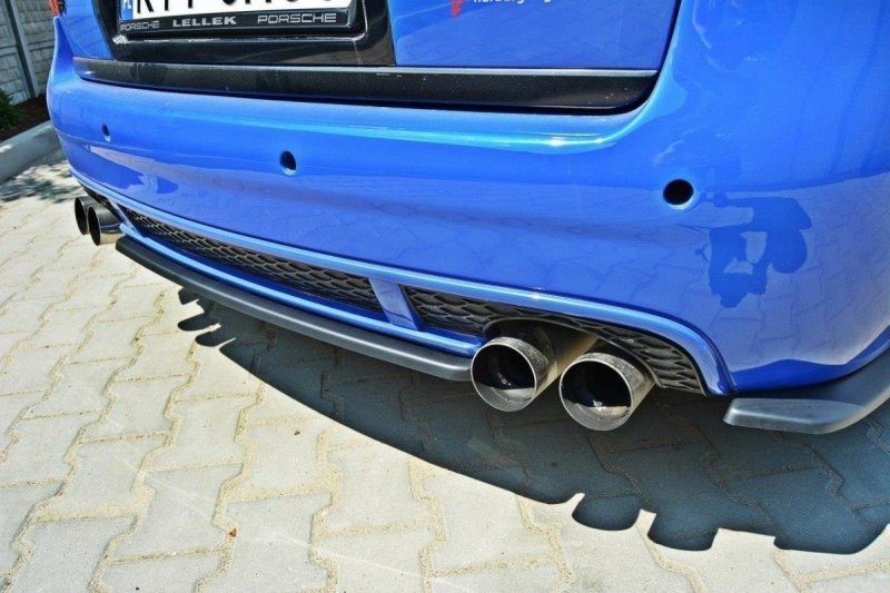 Maxton Mittlerer Diffusor Heck Ansatz für AUDI RS6 C5 AVANT schwarz Hochglanz AU-RS6-C5-RD1-G