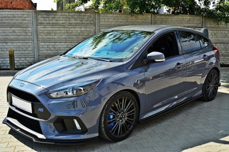 Maxton Front Ansatz V.4 für Ford Focus RS Mk3 schwarz Hochglanz FO-FO-3-RS-FD4-G