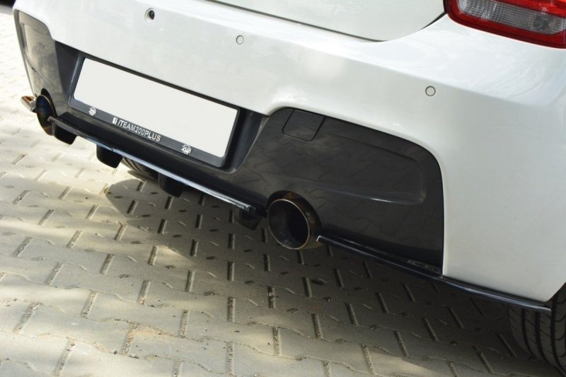 Maxton Mittlerer Diffusor Heck Ansatz für BMW 1er F20/F21 M-Power im DTM LOOK schwarz Hochglanz BM-1-F20-M-RD1+RD2-G