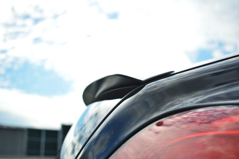 Maxton Spoiler CAP für BENTLEY CONTINENTAL GT schwarz Hochglanz BE-CO-GT-1-CAP1-G