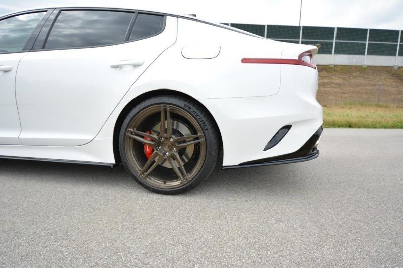 Maxton Heck Ansatz Flaps Diffusor für KIA STINGER GT schwarz Hochglanz KI-ST-1-GT-RSD1-G