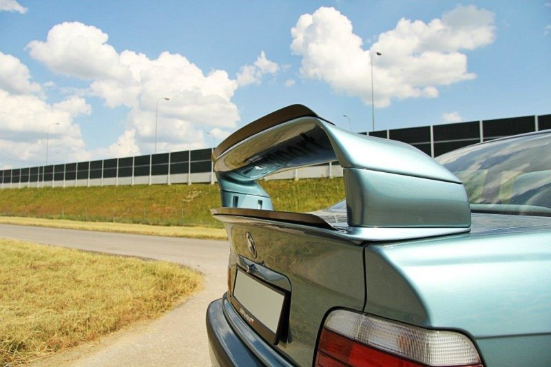 Maxton Spoiler Abrisskante unten für BMW M3 E36 GTS schwarz Hochglanz BM-3-36-GTS-CAP2-G