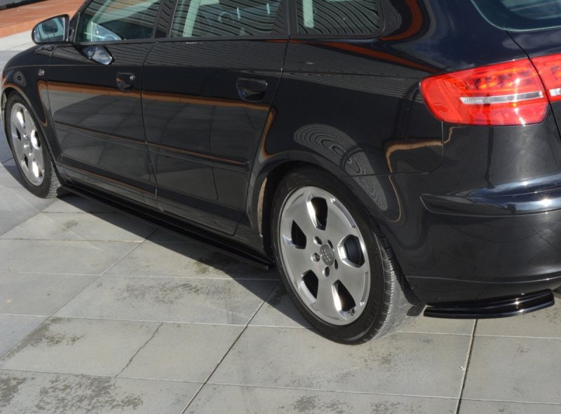 Maxton Seitenschweller Ansatz für Audi A3 Sportback 8P / 8P Facelift schwarz Hochglanz AU-A3-2-SD1-G
