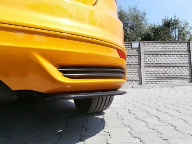 Maxton Heck Ansatz Flaps Diffusor für Ford Focus ST Mk3 Hatchback schwarz Hochglanz FO-FO-3-ST-RSD1-G