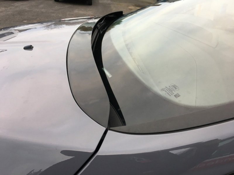 Maxton Verlangerung MotorHaube Ford Focus Mk3 / Mk3 FL / ST / RS schwarz Hochglanz FO-FO-3/3F-ALL-BE1-G