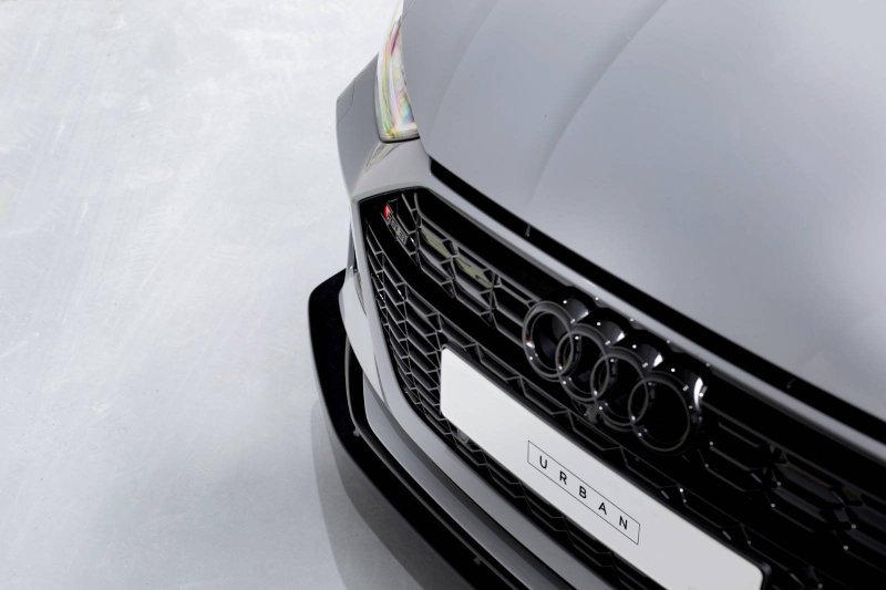 Maxton Front Ansatz V.2 für Audi RS6 C8 / RS7 C8 schwarz Hochglanz AU-RS6-C8-FD2-G