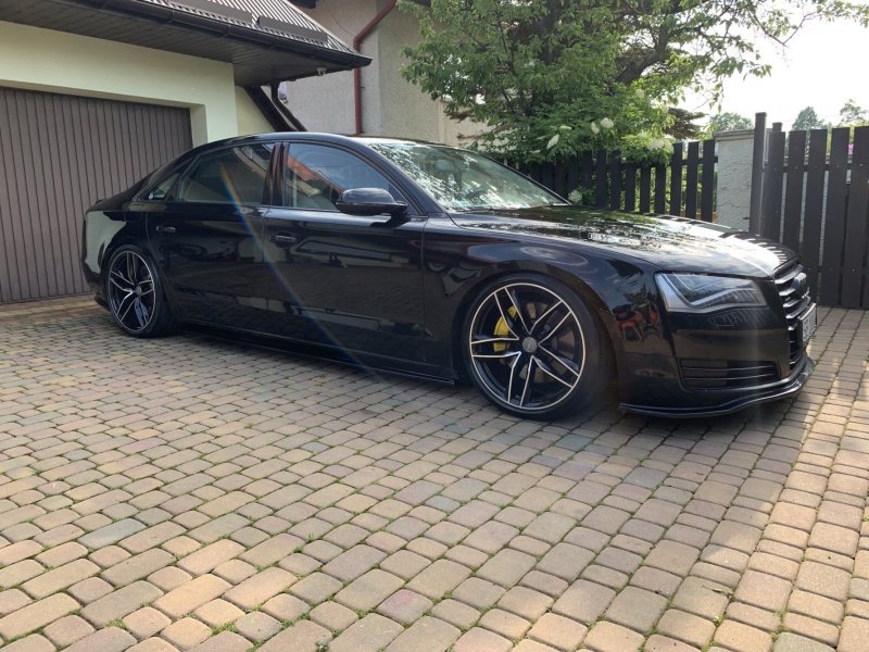 Maxton Seitenschweller Ansatz für Audi A8 Lang D4 schwarz Hochglanz AU-A8L-D4-SD1-G
