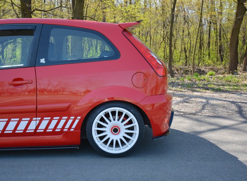 Maxton Heck Ansatz Flaps Diffusor für Ford Fiesta ST Mk6 schwarz Hochglanz FO-FI-6-ST-RSD1-G