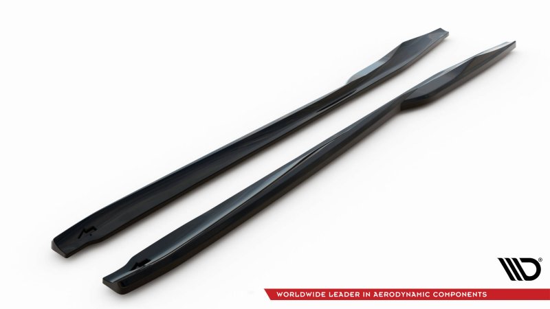 Maxton Seitenschweller Ansatz Nissan GTR R35 Facelift schwarz Hochglanz NI-GTR-4F3-SD1-G