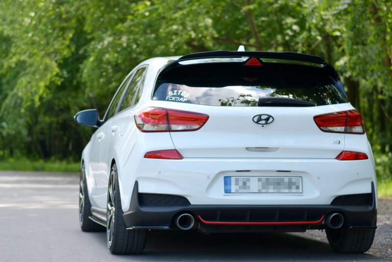 Maxton Spoiler CAP für Hyundai I30 N Mk3 Hatchback schwarz Hochglanz HY-I30-3-N-CAP1-G