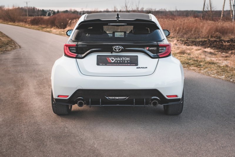 Maxton Racing Heck Ansatz Flaps Diffusor für Toyota GR Yaris Mk4 TOYA4GR4CNC-RSD1BRB