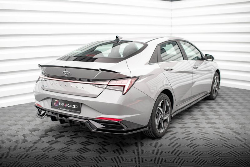 Maxton Spoiler CAP für Hyundai Elantra Mk7 schwarz Hochglanz HY-EL-7-CAP1-G