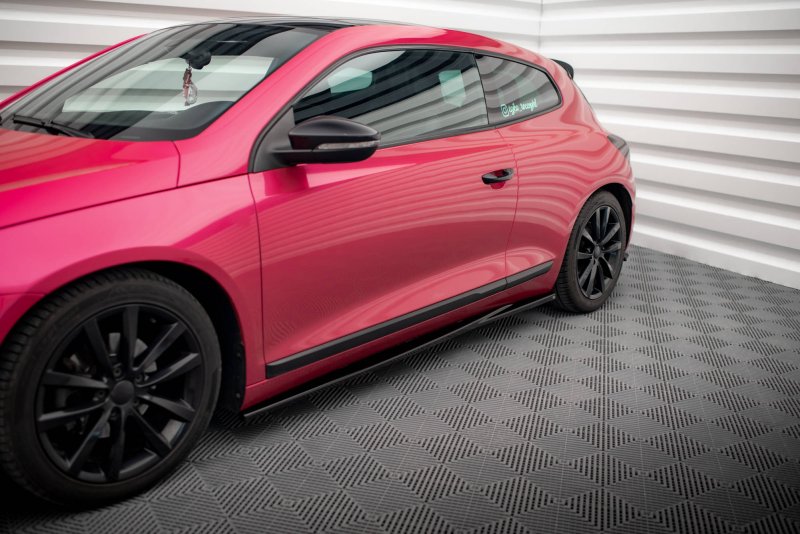 Maxton Seitenschweller Ansatz für Volkswagen Scirocco Mk3 schwarz Hochglanz VW-SC-3-SD1-G