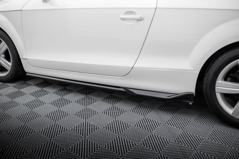 Maxton Seitenschweller Ansatz Audi TT 8J schwarz Hochglanz AU-TT-2-SD1-G