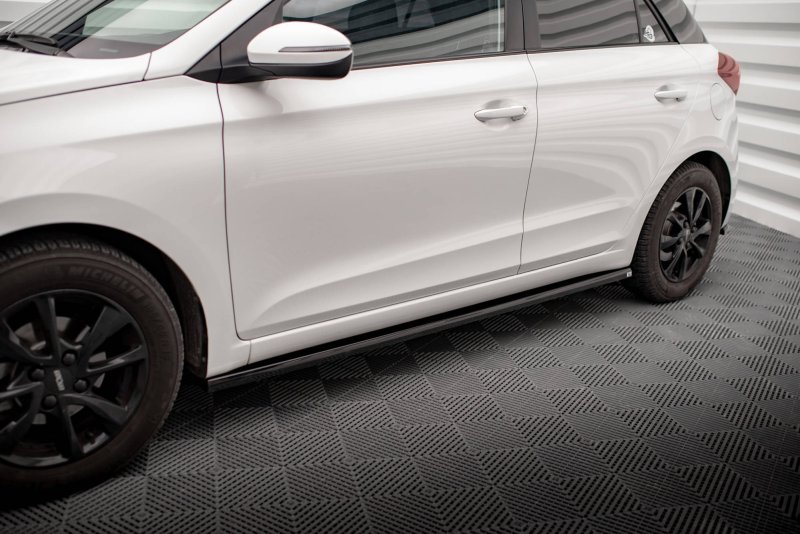 Maxton Seitenschweller Ansatz für Hyundai I20 Mk2 Facelift schwarz Hochglanz HY-I20-2F-SD1-G