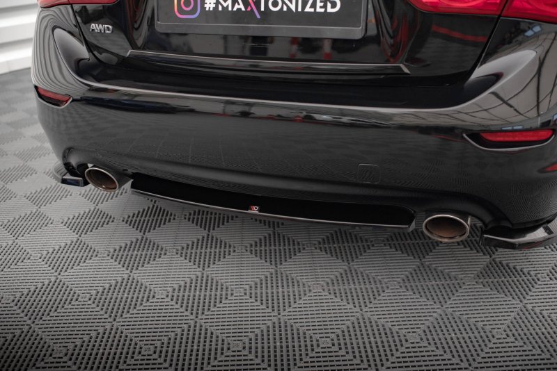 Maxton Mittlerer Diffusor Heck Ansatz für Infiniti Q50 S Mk1 schwarz Hochglanz IN-Q50S-1-RD1-G
