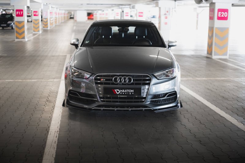 Maxton Street Pro Front Ansatz + Flaps Audi S3 / A3 S-Line Limousine 8V schwarz Hochglanz AUS33SCNC-FD1BRB+FSF1-G