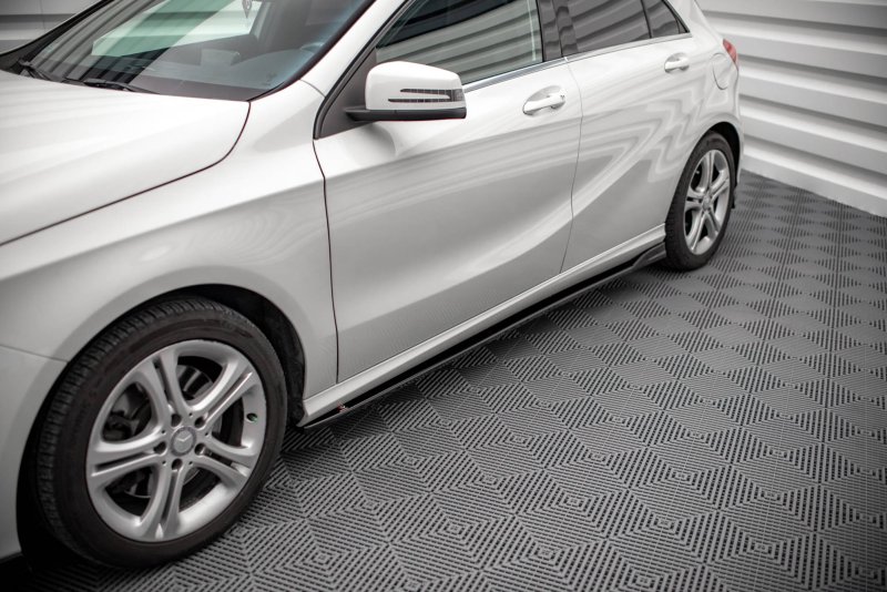 Maxton Seitenschweller Ansatz für V.1 für Mercedes-Benz A W176 schwarz Hochglanz ME-A-176-SD1-G