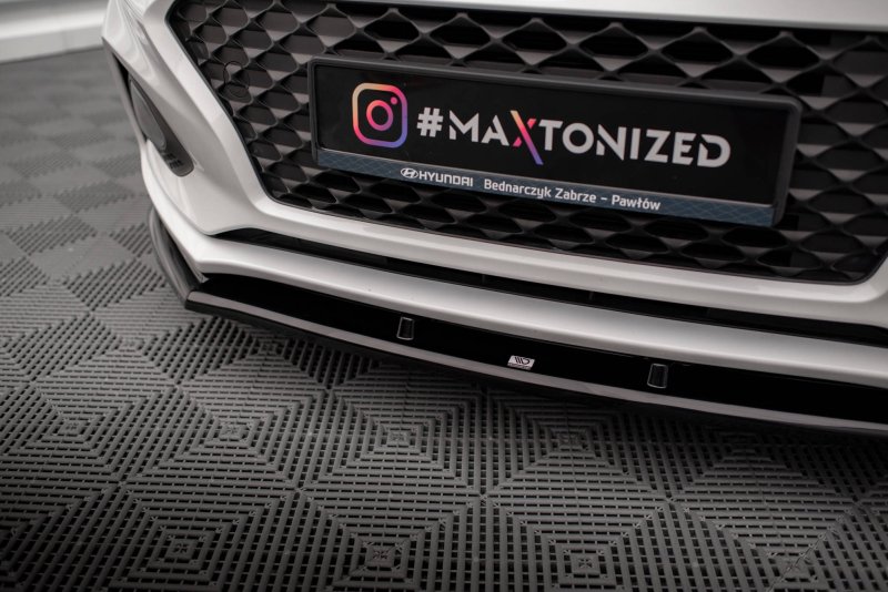 Maxton Front Ansatz V.1 für Hyundai I20 Mk2 Facelift schwarz Hochglanz HY-I20-2F-FD1-G