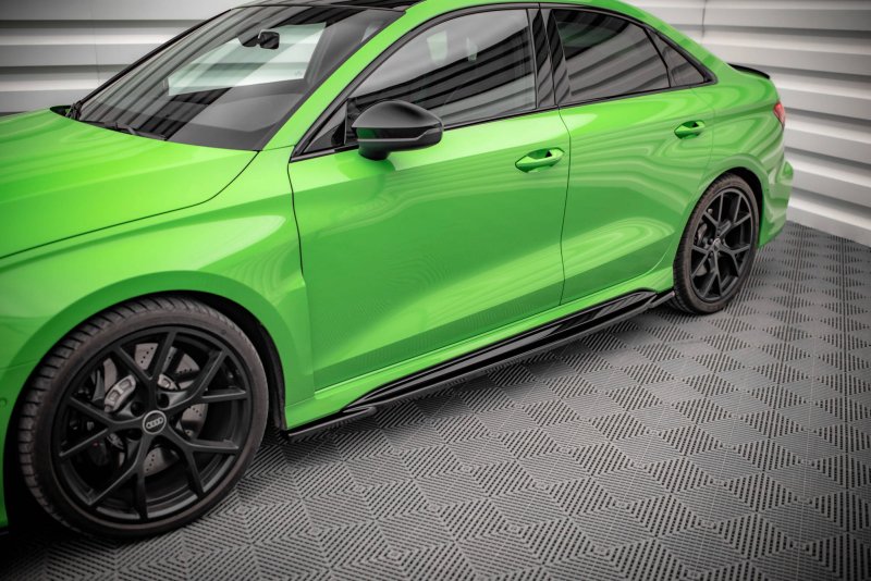 Maxton Seitenschweller Ansatz für Audi RS3 8Y schwarz Hochglanz AU-RS3-8Y-S-SD1-G