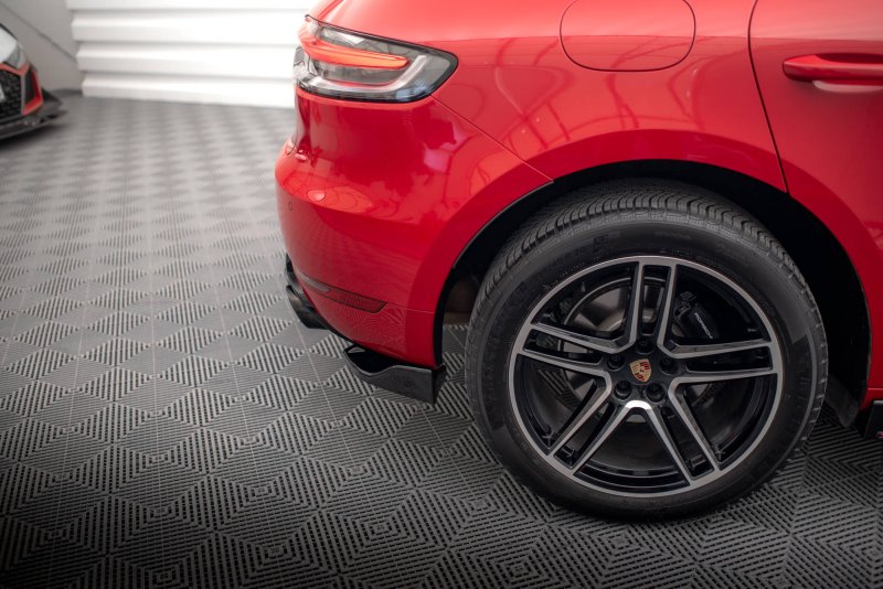 Maxton Heck Ansatz Flaps Diffusor für Porsche Macan Mk1 Facelift schwarz Hochglanz PO-MA-1F-RSD1-G