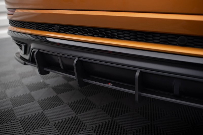 Maxton Street Pro Heckschürze Audi Q8 S-Line Mk1 AUQ81SLINECNC-RS1BRB
