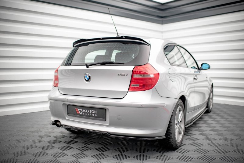 Maxton Mittlerer Cup Diffusor Heck Ansatz BMW 1er E81 Facelift schwarz Hochglanz BM-1-81F-RSD1G+RD1-G