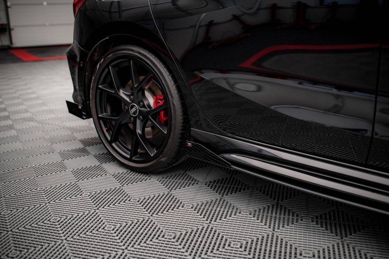 Maxton Side Flaps Audi RS3 Sportback 8Y schwarz Hochglanz AURS38YCNC-SRF1-G