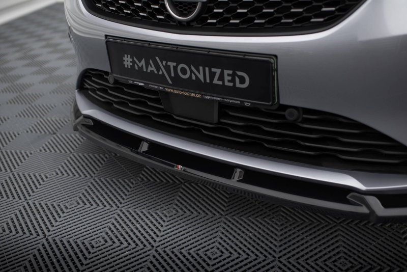 Maxton Front Ansatz V.1 Opel Corsa F ( Mk6) schwarz Hochglanz OP-CO-F-FD1-G