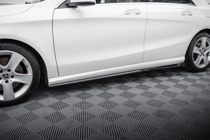 Maxton Seitenschweller Ansatz Mercedes-Benz CLA C117 Facelift schwarz Hochglanz ME-CLA-117F-SD1-G