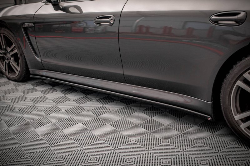 Maxton Seitenschweller Ansatz für V.2 für Porsche Panamera / Panamera Diesel / Panamera Turbo 970 schwarz Hochglanz PO-PA-970-SD2-G