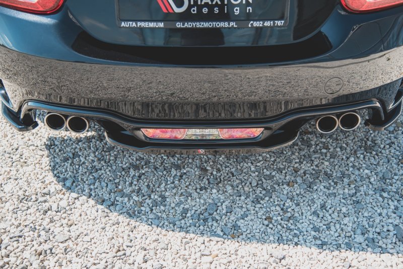 Maxton Mittlerer Diffusor Heck Ansatz für Fiat 124 Spider Abarth schwarz Hochglanz FI-124-1-AB-RD2-G